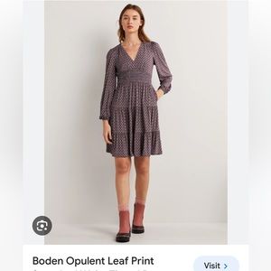 Smocked Waist Tiered Dress
French Navy, Dainty Heart, 12 R